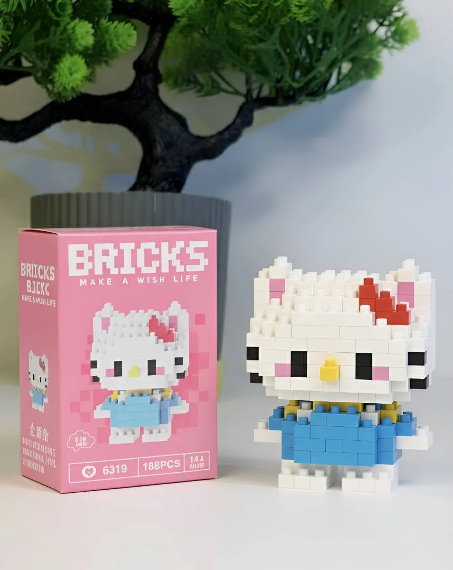 Hello Kitty Bricks