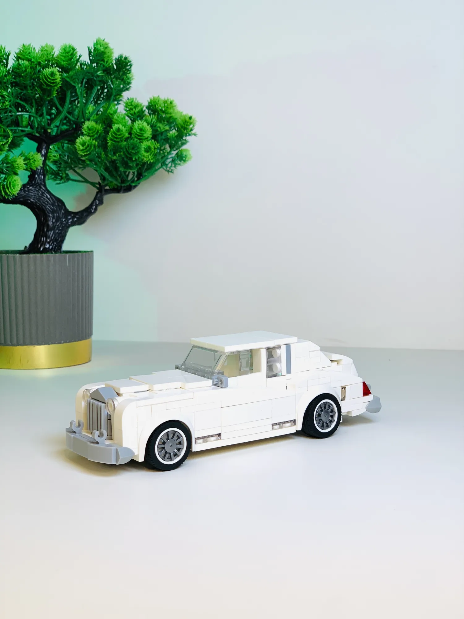 Rolls Royce Bricks - 2