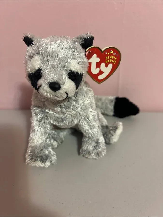 TY Beanie Baby Bandito the Raccoon